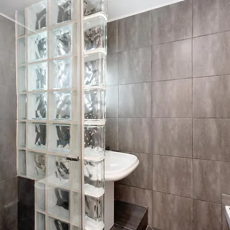 Bungalow Club Atlantis *